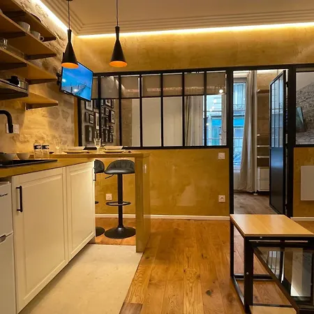Cozy Loft Montmartre Place Des Abbesses Sacre Coeur Apartamento París